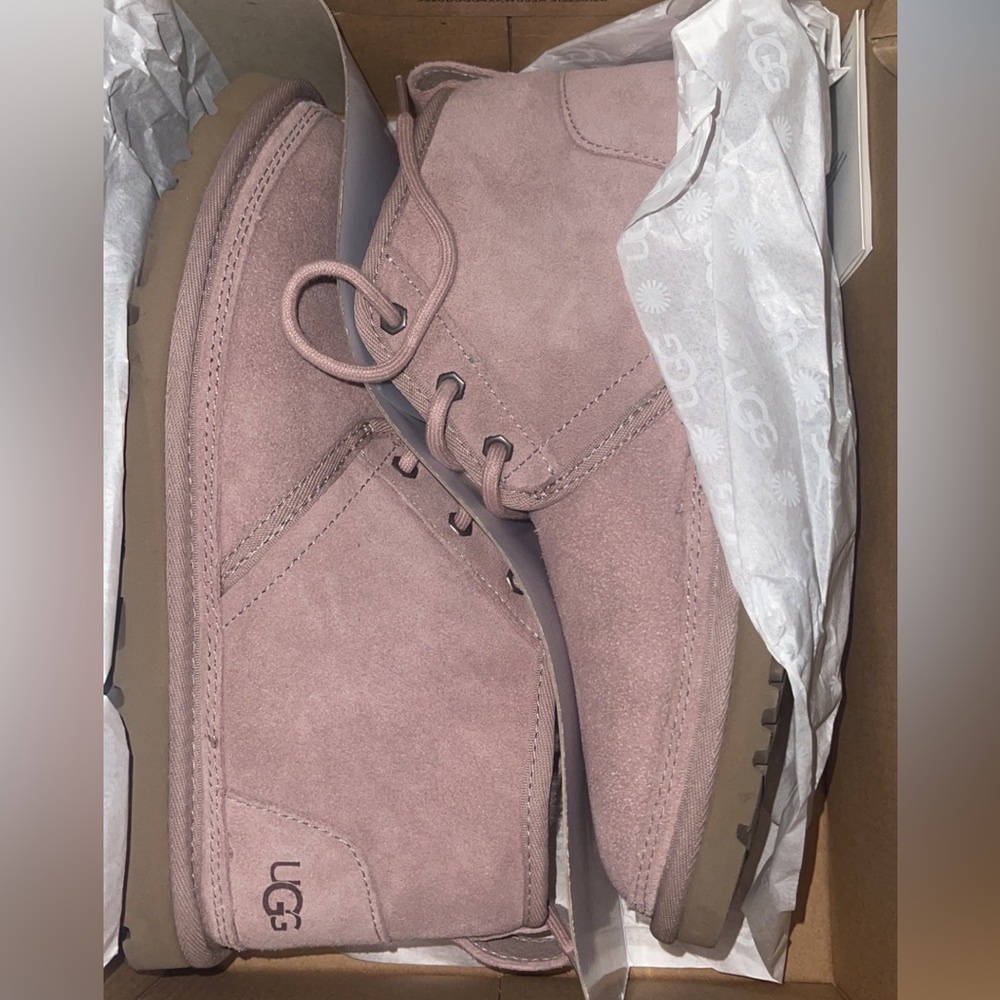 these have been worn a few times around the house, still im wonderful condition